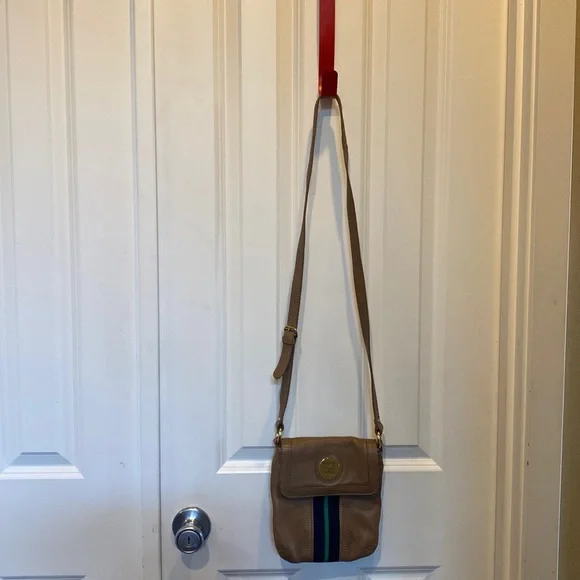 Tommy Hilfiger Crossbody Bag - Picture 2 of 7